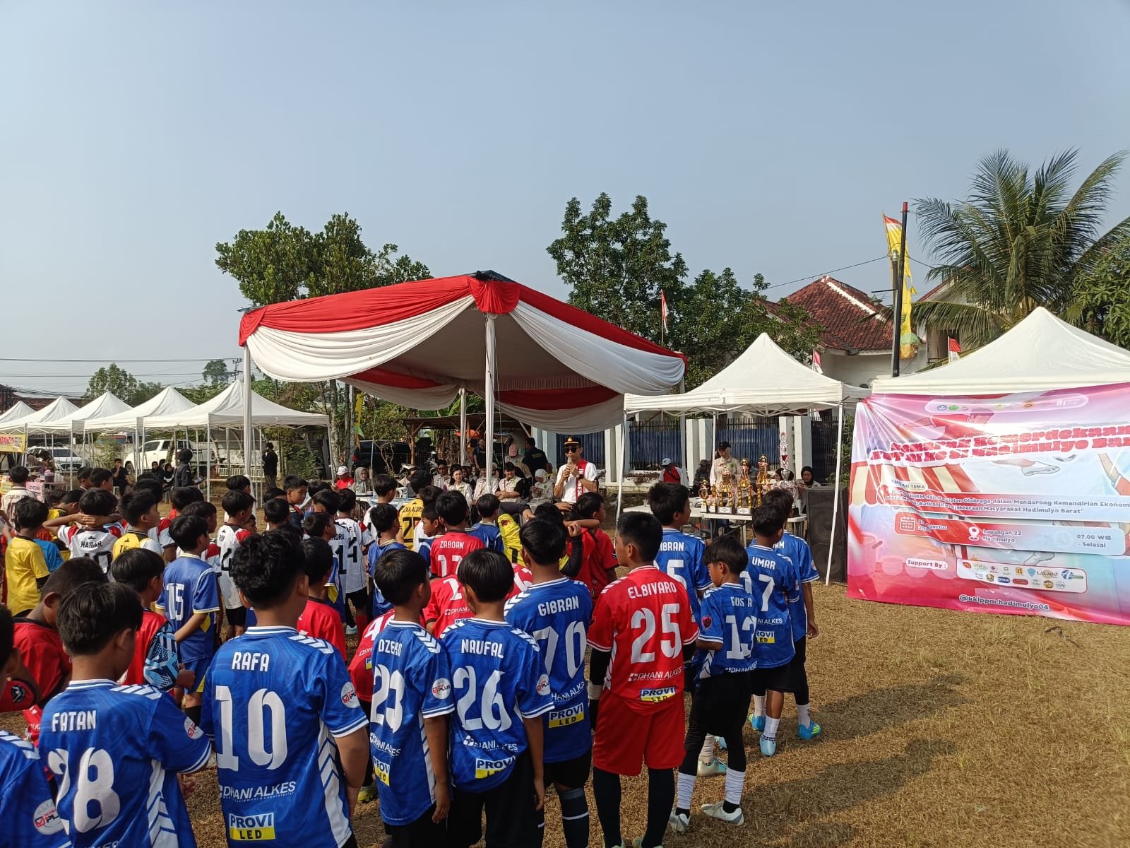 Semarak HUT RI Ke-81, Turnamen Mini Soccer Piala Bergilir Kapolsek Metro Pusat Digelar di Hadimulyo Barat